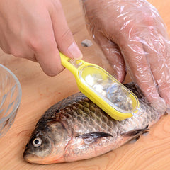 Kunststoff-Gießelabstreifer mit Deckel – kreative und arbeitssparende Küchenhilfe zum Abkratzen von Kalkablagerungen